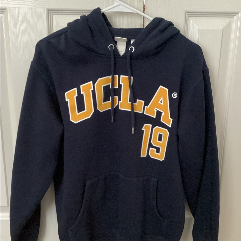 COPY - UCLA H&M hoodie navy size M